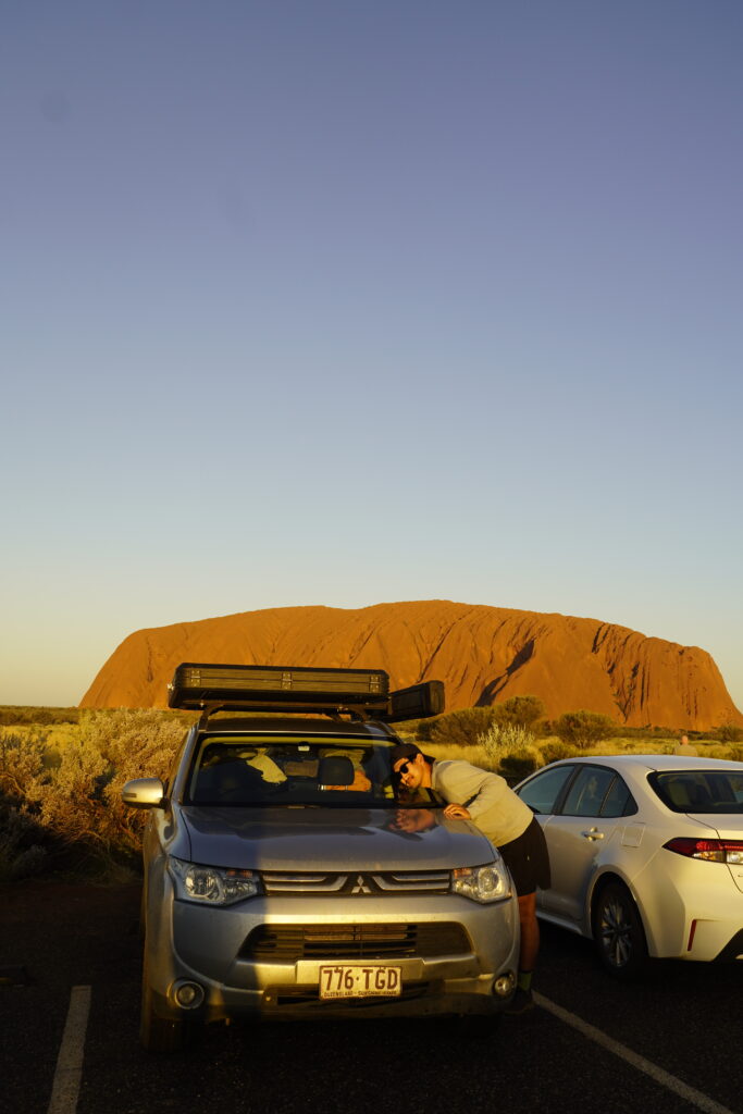 オーストラリア一周中で撮れたウルルの景色